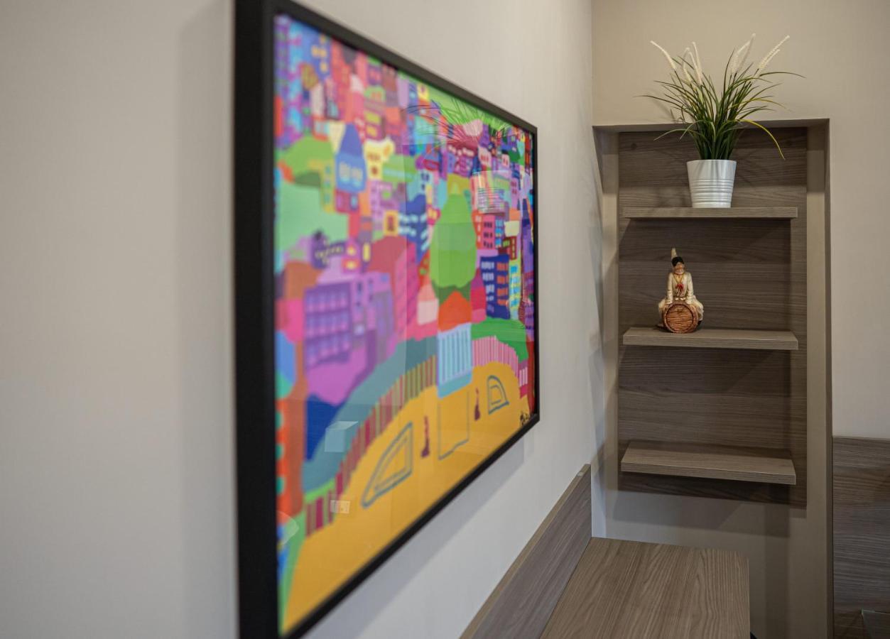 Famalu Apartments 那不勒斯 外观 照片