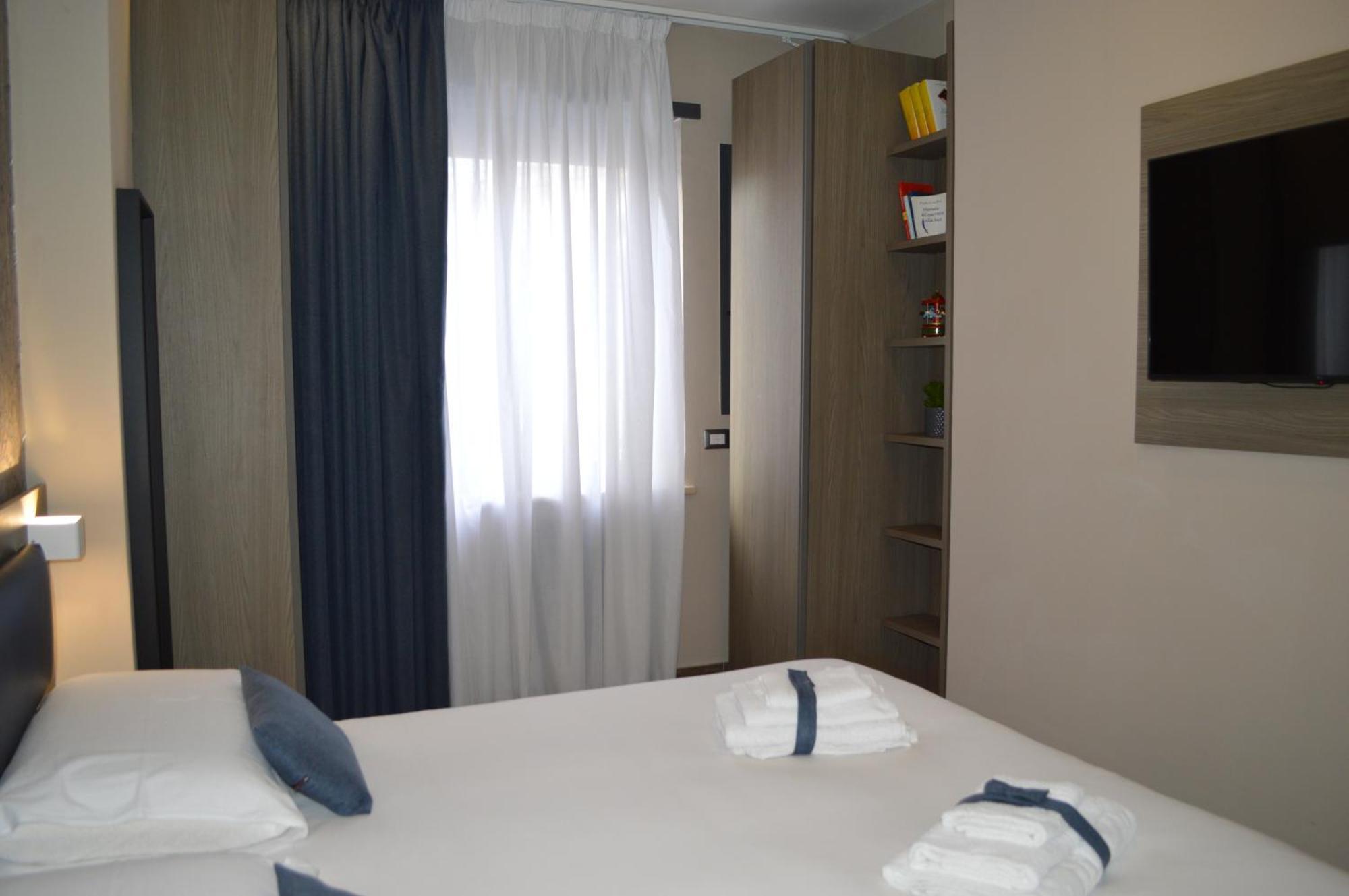 Famalu Apartments 那不勒斯 外观 照片