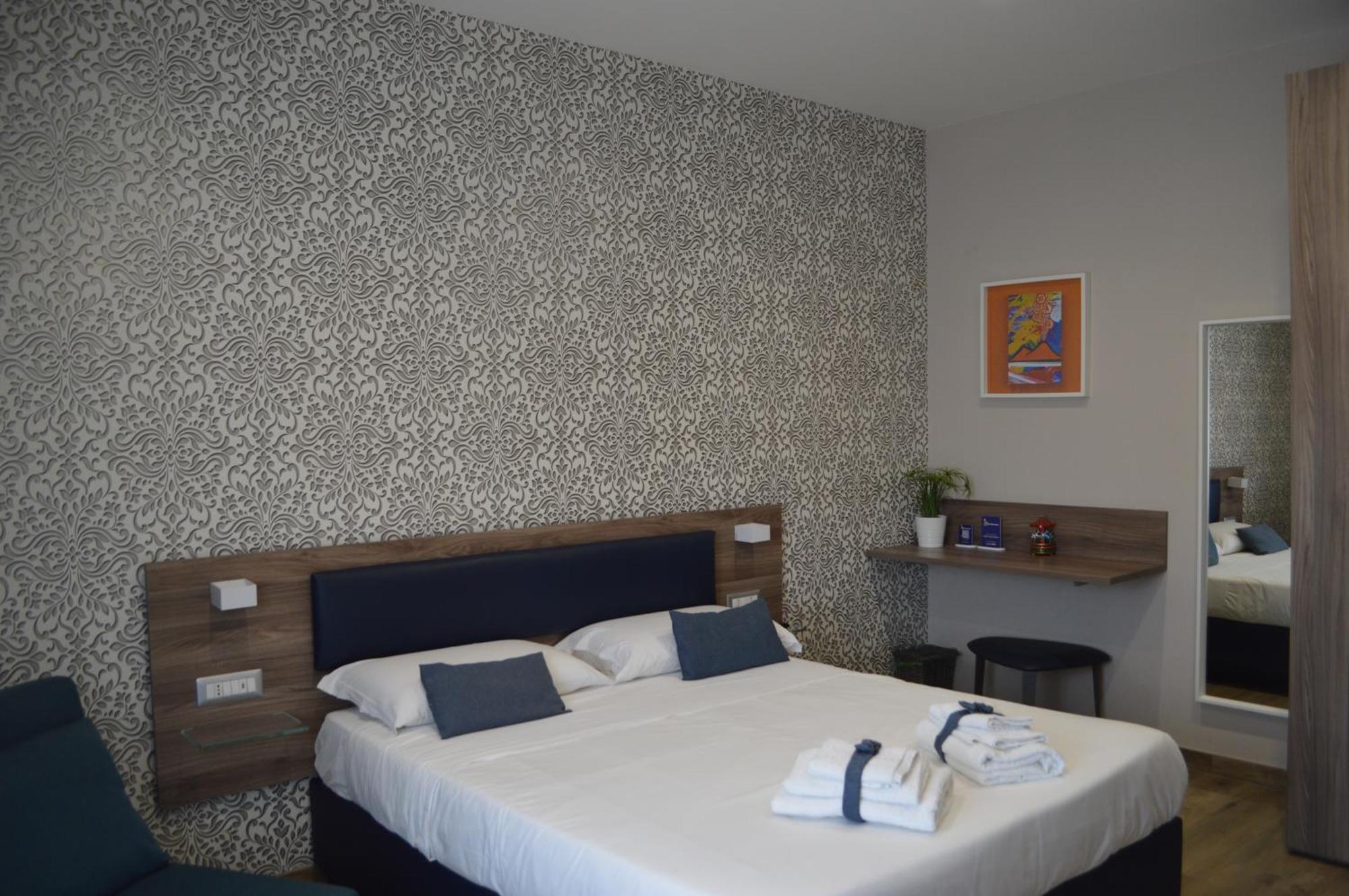 Famalu Apartments 那不勒斯 外观 照片