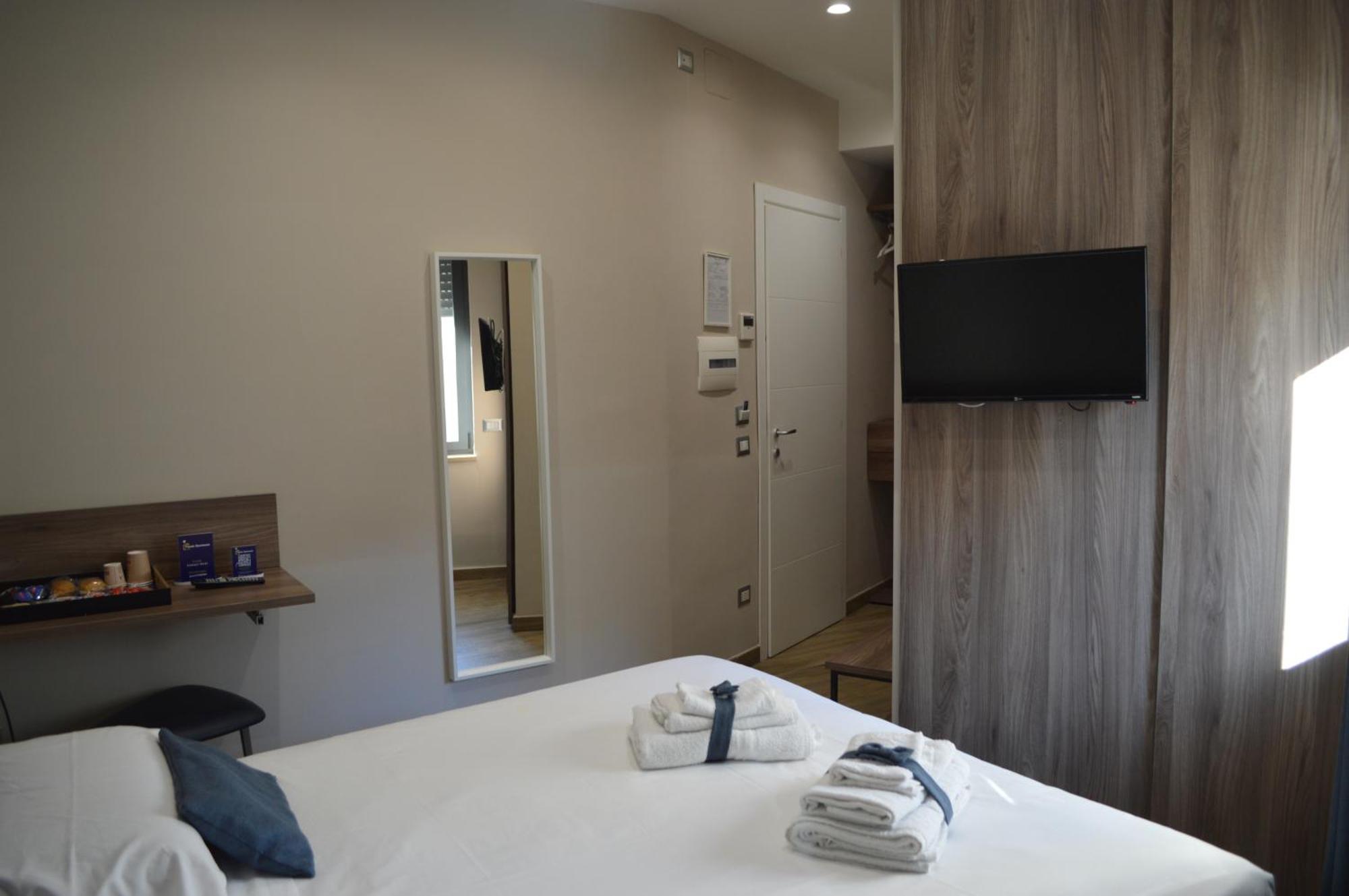 Famalu Apartments 那不勒斯 外观 照片