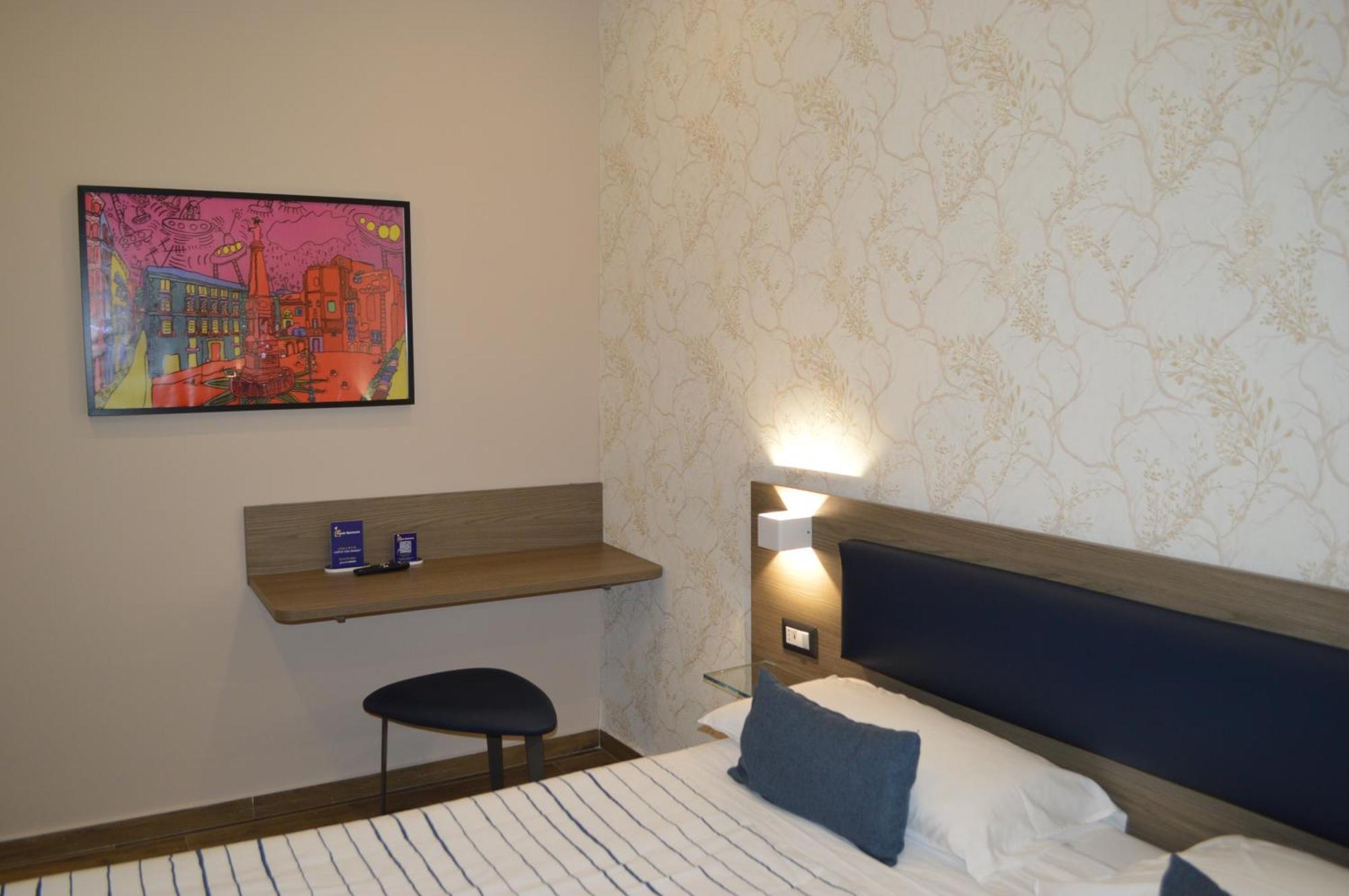Famalu Apartments 那不勒斯 外观 照片