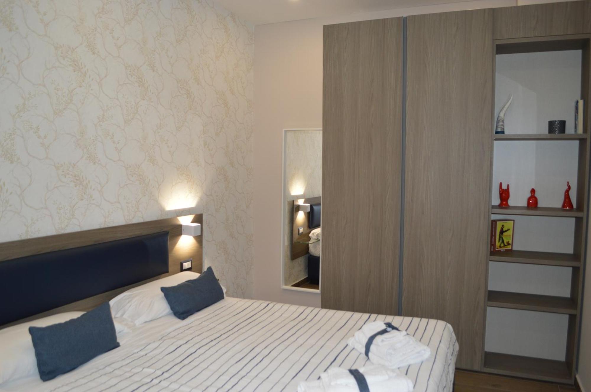 Famalu Apartments 那不勒斯 外观 照片